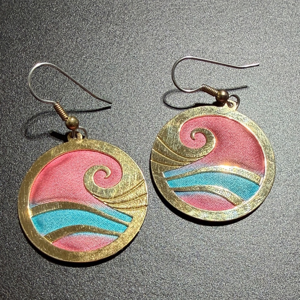 1991 Kyle McKeown Gold-Tone Pink & Turquoise Silver Wave Drop Earrings (1)